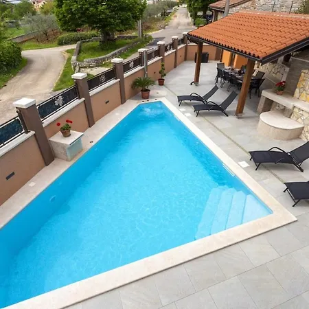 In Poreč - Haus Für 6-8 Personen Kaštelir
