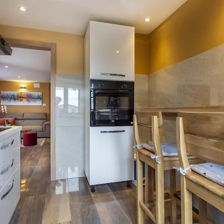 In Poreč - Haus Für 6-8 Personen Villa Kaštelir