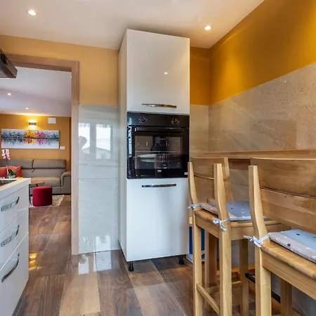 In Poreč - Haus Für 6-8 Personen Villa